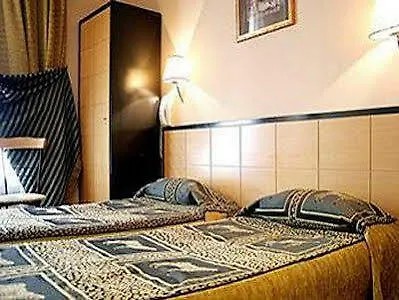 Kraft Hotel Paris