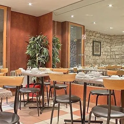 Kraft Hotel Paris
